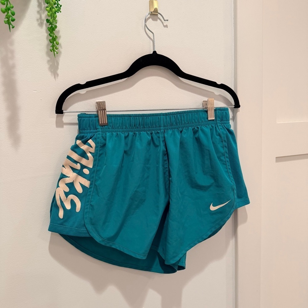 Nike Dri-Fit Green Lined Running Athletic Shorts Women's Drawstring Elastic M - Picture 2 of 13